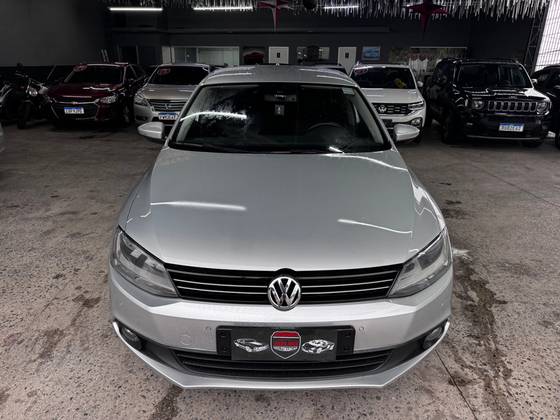VOLKSWAGEN JETTA 2.0 COMFORTLINE FLEX 4P MANUAL VOLKSWAGEN JETTA 2.0 COMFORTLINE FLEX 4P MANUAL